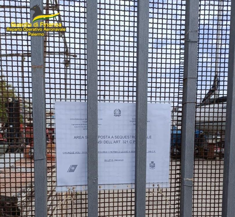Blitz della Guardia di Finanza: sequestrato un cantiere navale a Messina