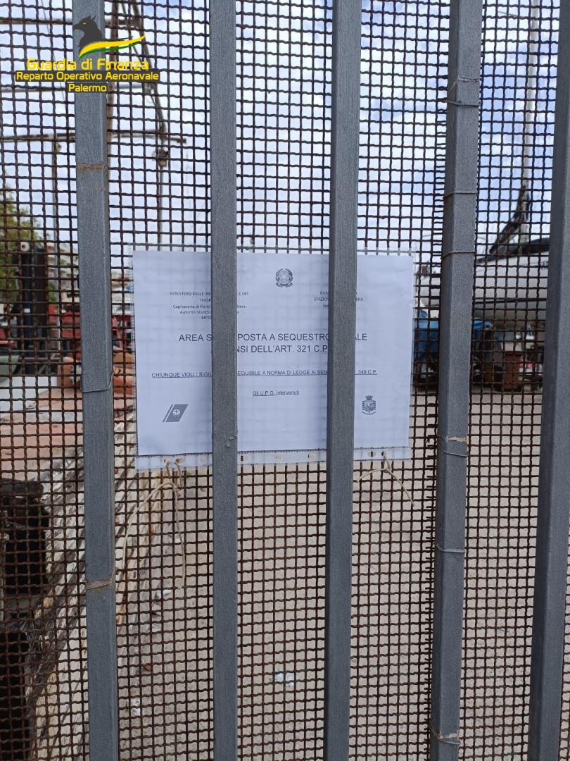 Blitz della Guardia di Finanza: sequestrato un cantiere navale a Messina