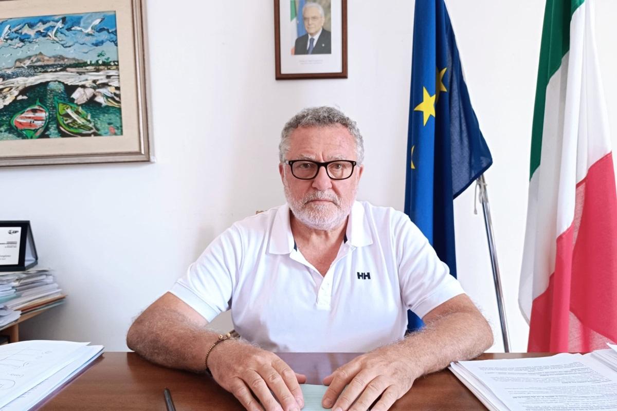 Collegamenti veloci Egadi, sindaco Forgione: “Mancata proroga orari estivi sbagliata”