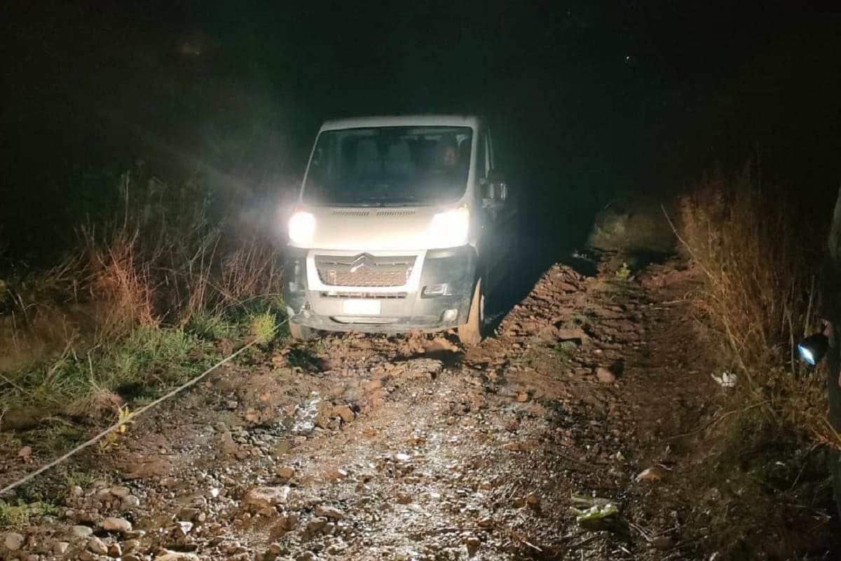 Maltempo e disagi, salvato gruppo bloccato nel fango nel Palermitano