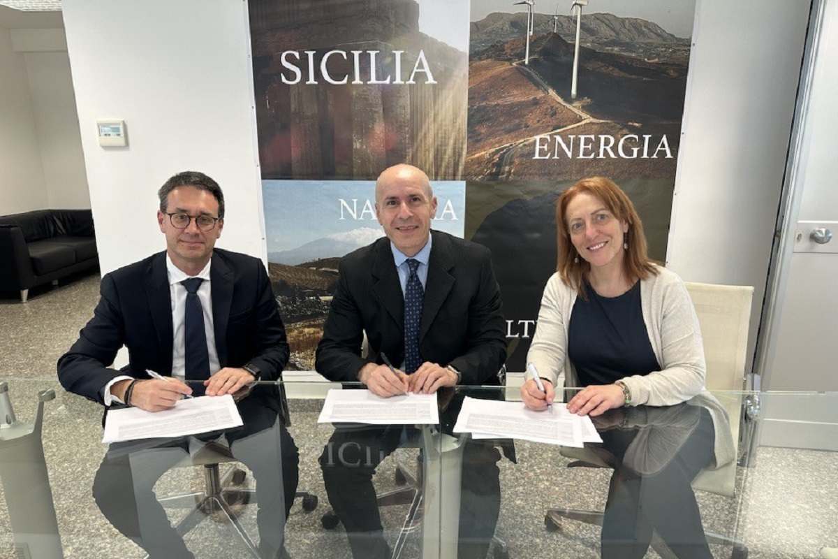 Galleria foto 'Sicilia, intesa Regione-Alpiq per prevenire incendi: telecamere su turbine eoliche' - foto 1