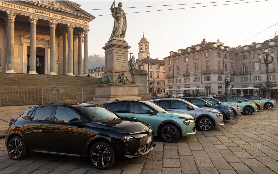 È partito da Torino il tour della nuova Lancia Ypsilon