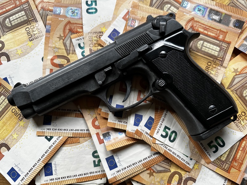 In Sicilia tornano a crescere le imprese a rischio usura. Quasi 10 mila commercianti nel mirino della malavita