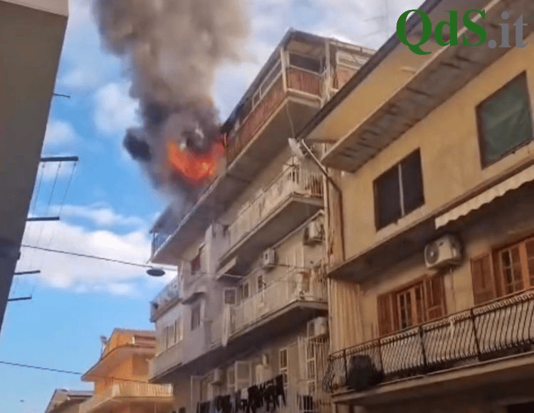 Favara, paura per un incendio in un appartamento: abitazione evacuata