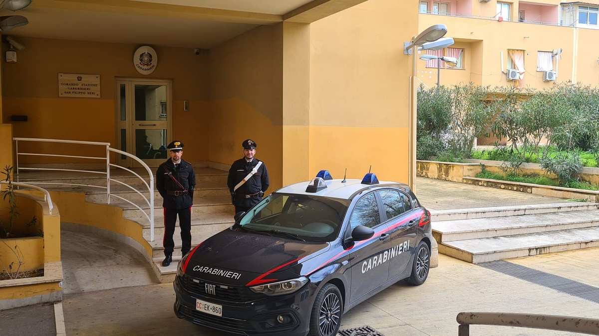 Palermo, spaccio a conduzione familiare: arrestati padre, madre e figlia