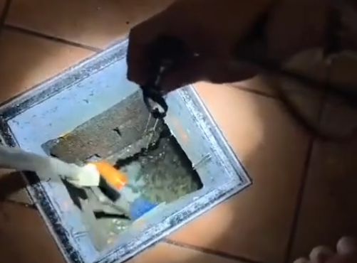 VIDEO | Blitz a Picanello, pozzi di droga segreti e oltre 25 mila euro in contanti: un arresto