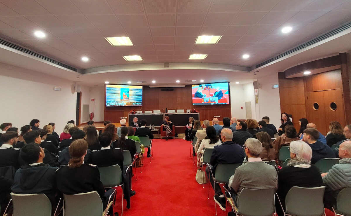 “Sale e Sudore”, storie di mare raccontate dall’autrice Brigida Morsellino