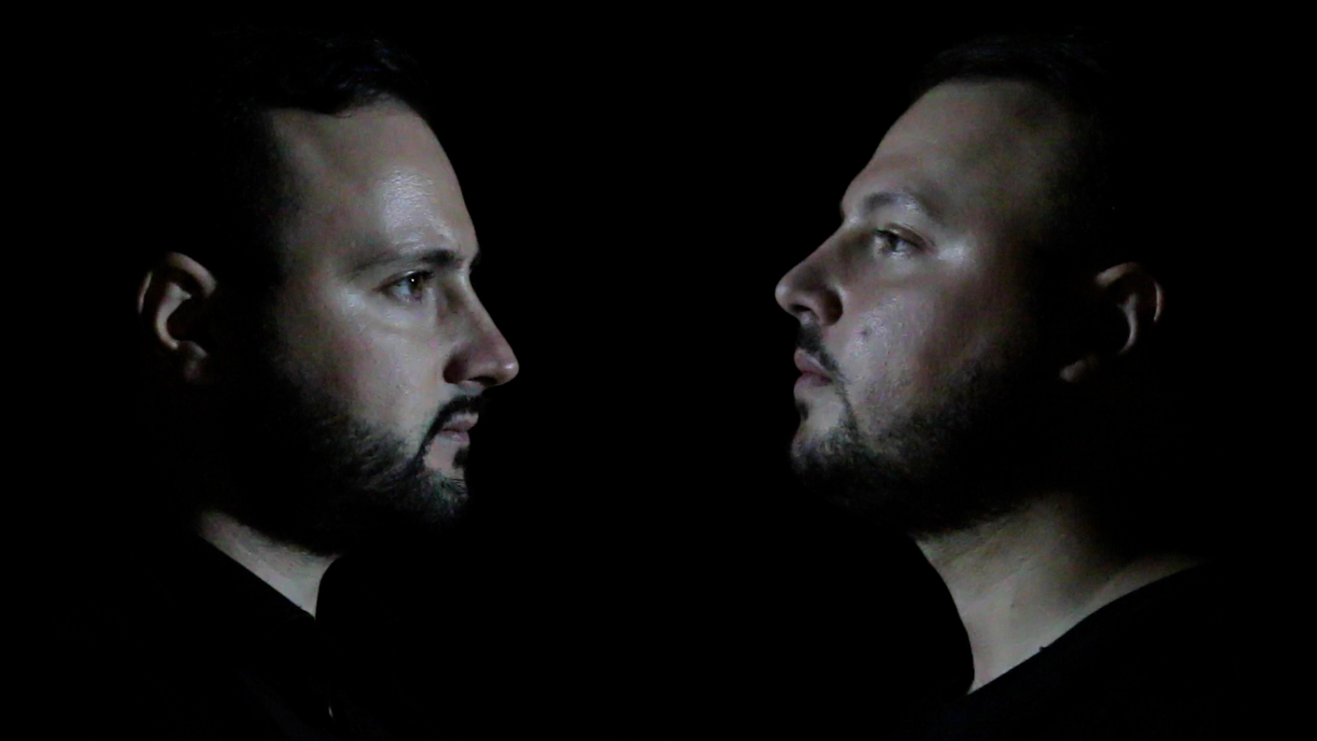 Bellamorèa è “Luce”, il brano che sostiene tutte le famiglie ad avere figli. “La vita è un diritto e non un reato universale”