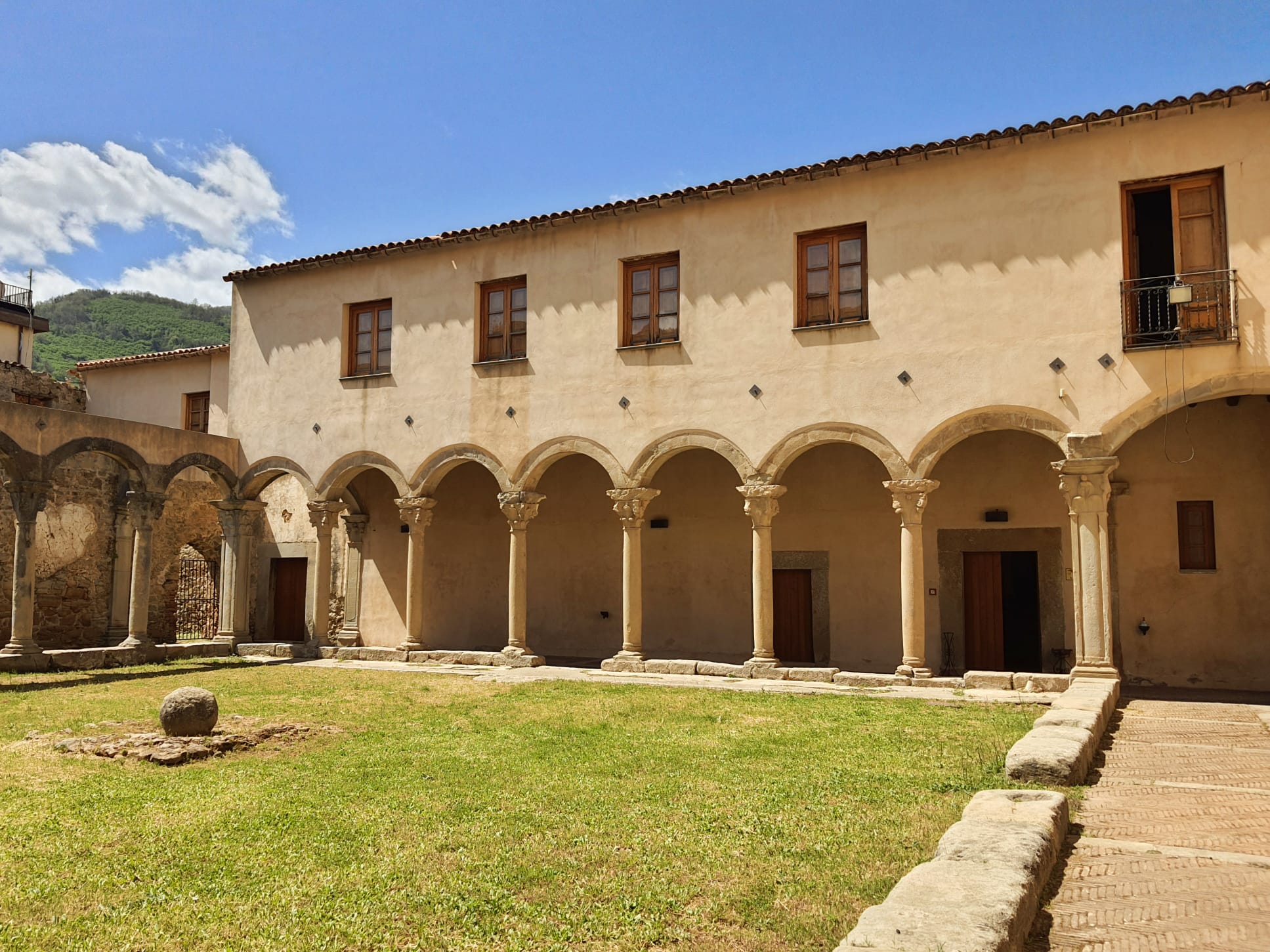 Il Museo degli Angeli di S. Angelo di Brolo un Polo culturale tra storia, arte e teologia