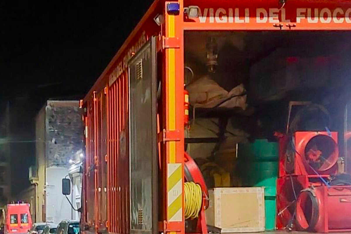 Fiamme a Reggio Emilia: maxi incendio allo stabilimento Inalca
