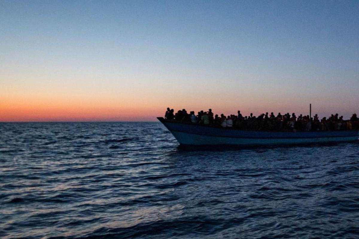 Tragedia al largo di Lampedusa: morta donna incinta, bambini dispersi