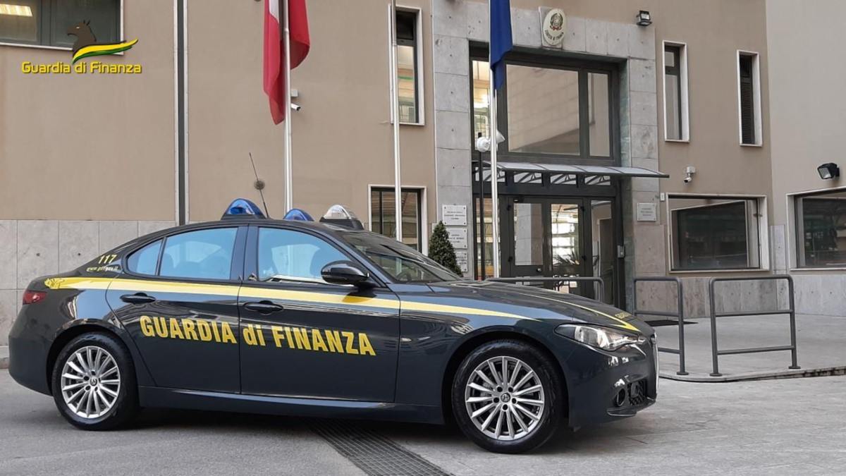 Gioco d’azzardo illegale, “pioggia” di sequestri e sanzioni a Catania