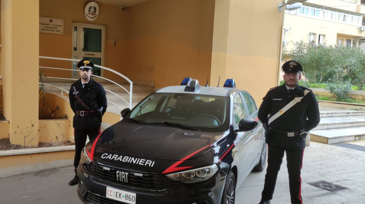 Appartamenti, ville e auto di lusso con le estorsioni: tre arresti e sequestri da 1,6 milioni