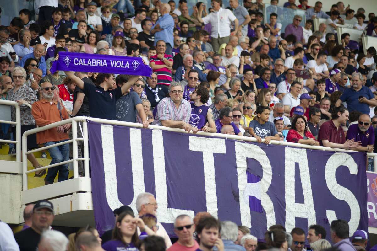 Aggressione a troupe di giornalisti napoletani a Firenze. “Andate via, pezzi di m…”
