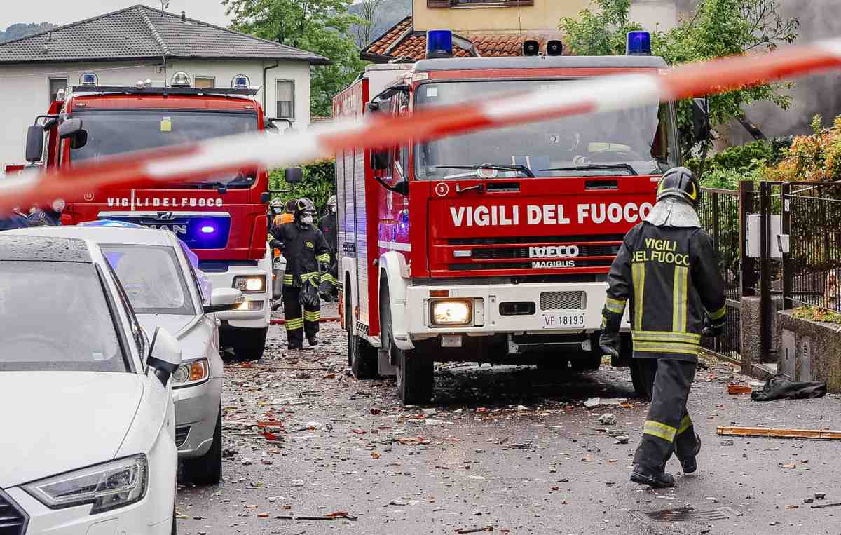 Famiglia uccisa dal monossido di carbonio, erano morti da mercoledì sera: la tragedia a Firenze