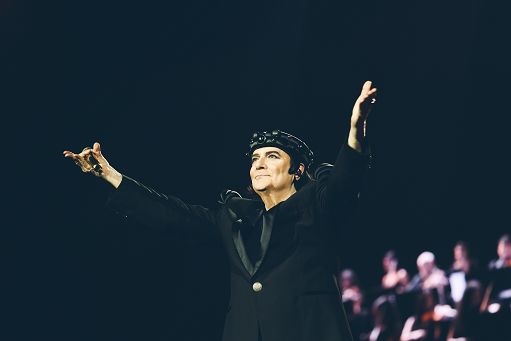 Renato Zero reinterpreta i grandi miti internazionali della musica