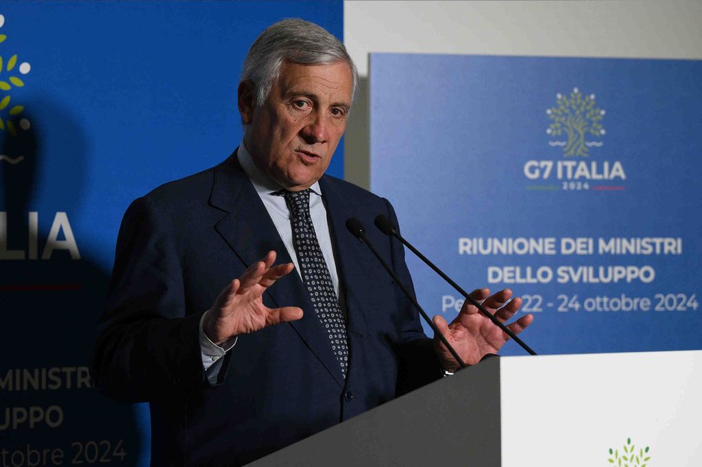 Tajani: momento storico per la pace in Medio Oriente Tajani: momento storico per la pace in Medio Oriente