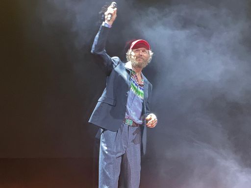 Giornata memoria, Jovanotti: “La musica porta avanti i ricordi”