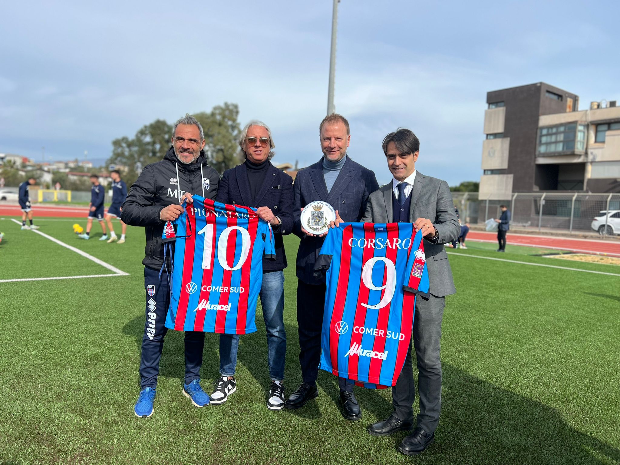 Misterbianco accoglie il Catania, la squadra si allena allo stadio Mazzola