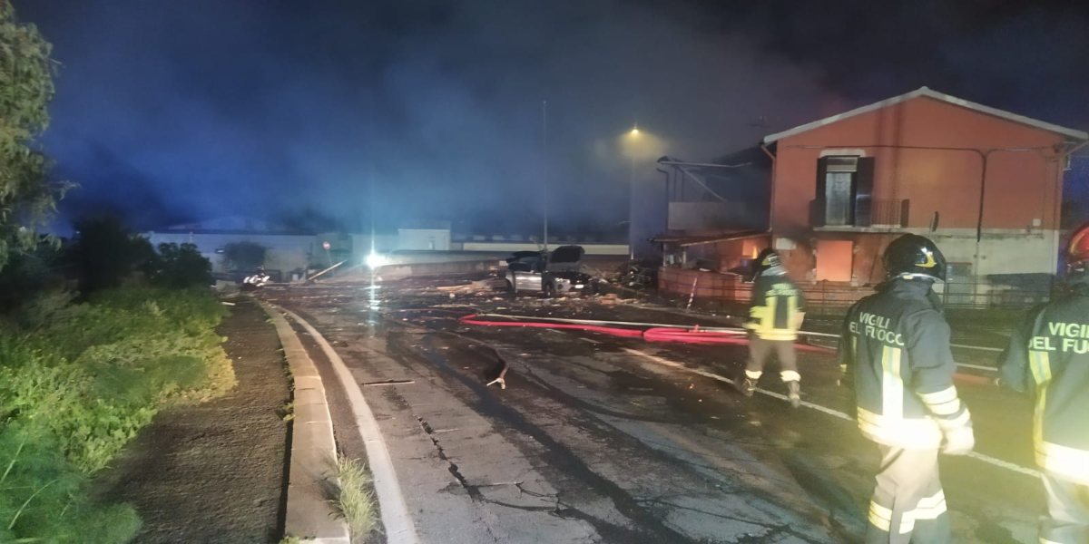 Esplosione a Catania, fornitura di gas sospesa per 20mila abitanti