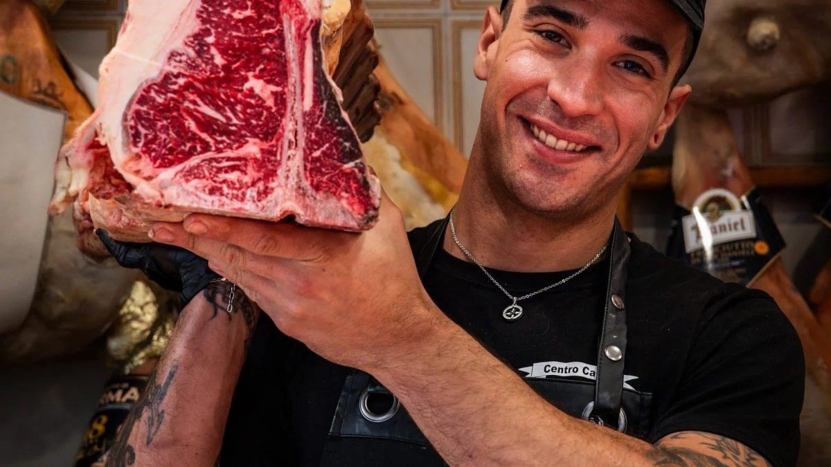 Febbre alta da due giorni, poi la morte improvvisa: addio ad un macellaio di 33 anni