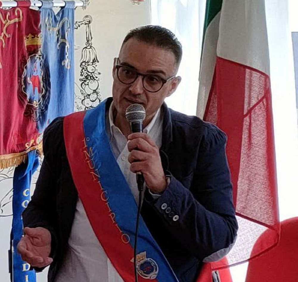 Il presidente del Primo Municipio di Catania, Francesco Bassini si autosospende dalla Lega