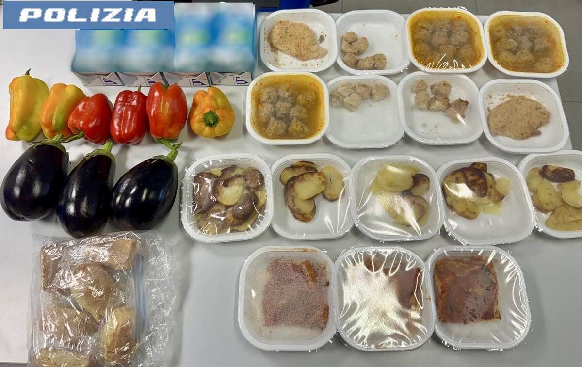 Ruba alimenti destinati ai pazienti dell’ospedale, uomo scoperto dalla Polizia a Catania