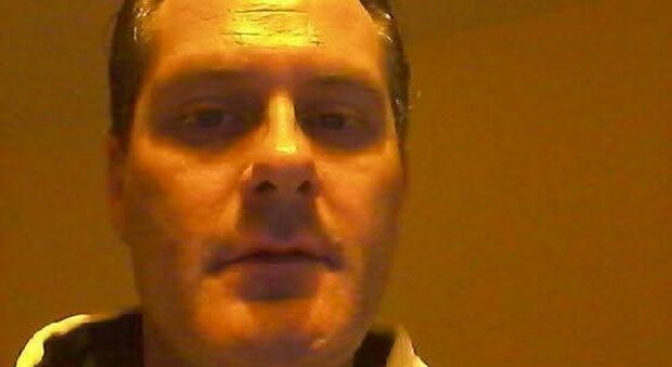 “Stasera mi diverto”, poi muore durante gioco erotico: la fine di Stefano Frailis