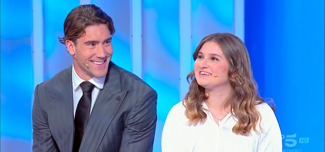 Dusan Vlahovic a C’è Posta Per Te: l’attaccante della Juve coinvolto in una storia emozionante