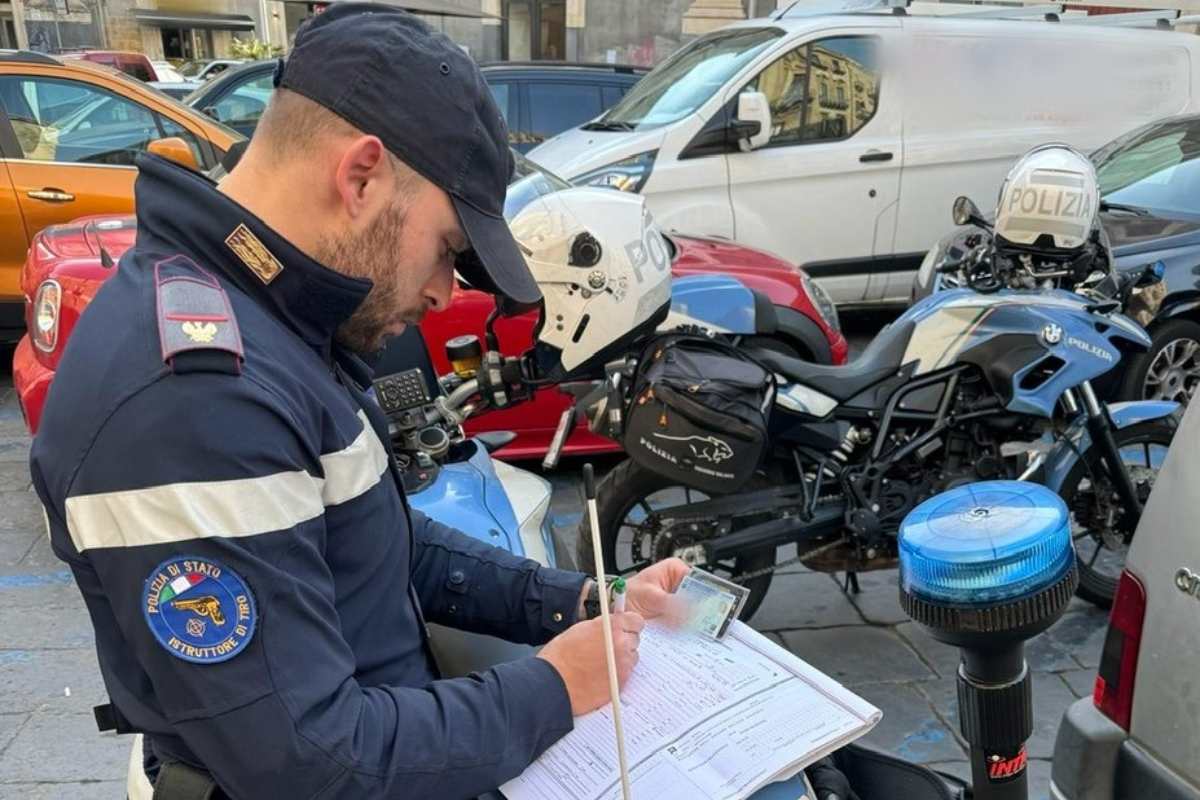 Stretta sui parcheggiatori abusivi a Catania: scattano sanzioni e denunce