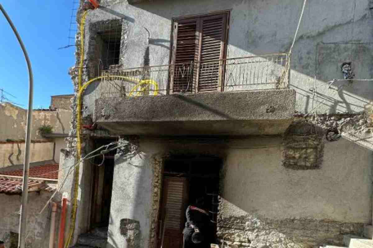 San Cipirello, scoppia l’incendio in casa: messi in salvo due bimbi di 5 e 7 anni