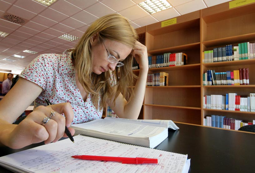 Un italiano su tre non capisce cosa legge. Sud più ignorante? No, i cervelli fuggono