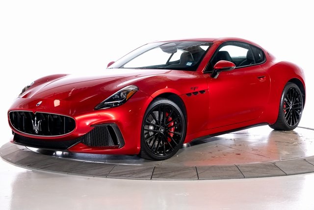 Maserati, prestigiosi riconoscimenti per le Gran Turismo Folgore e Trofeo