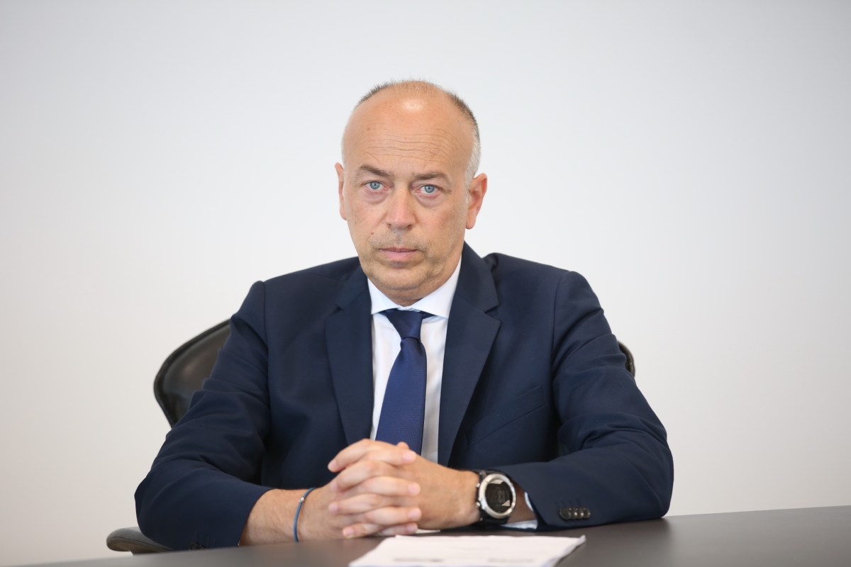 Lorefice (M5s): “La politica siciliana esca dai palazzi e vada sui territori”