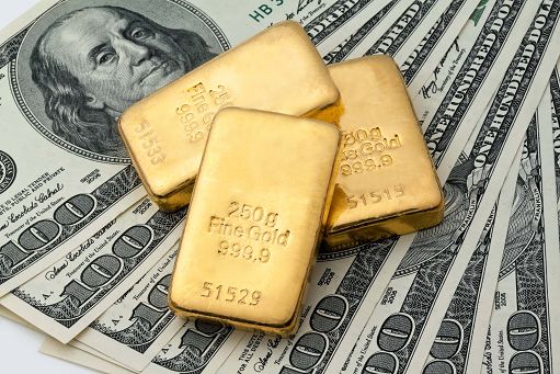 L’oro sale a nuovo massimo, oncia a 2.942 dollari, poi ritraccia