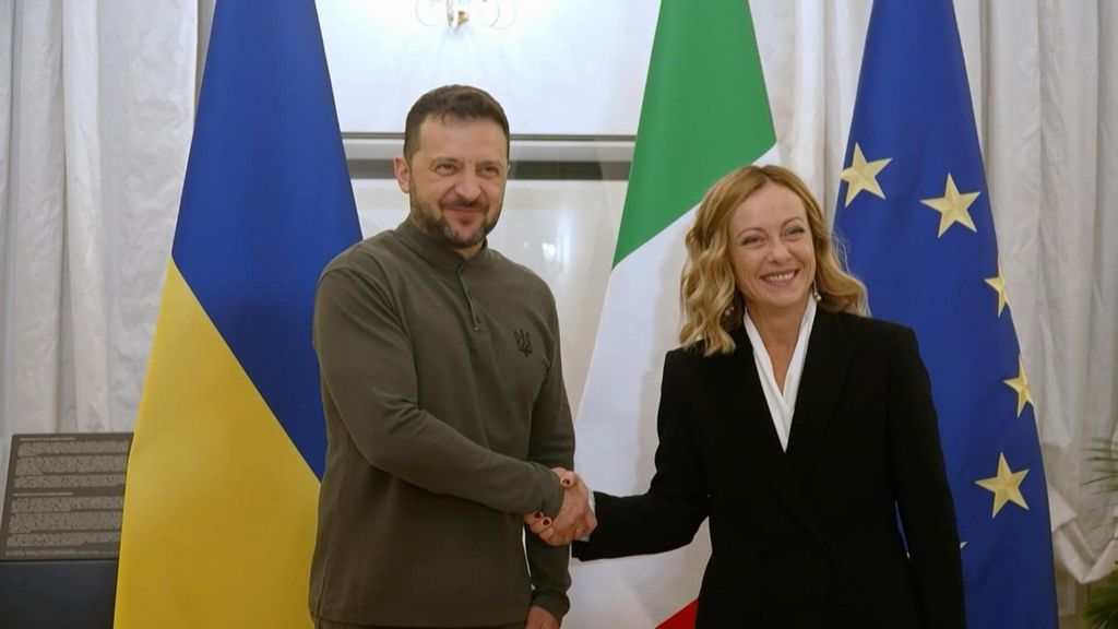 Zelensky: colloquio con Meloni, grazie Italia per sostegno Ucraina