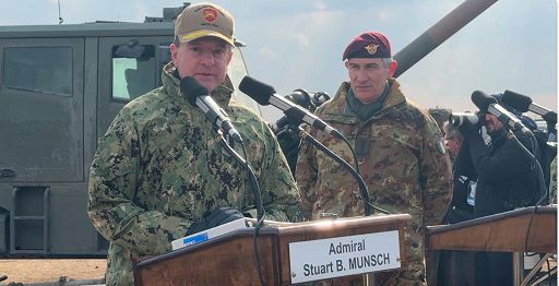 Ammiraglio Munsch: Nato pronta a difendere ogni centimetro di terra