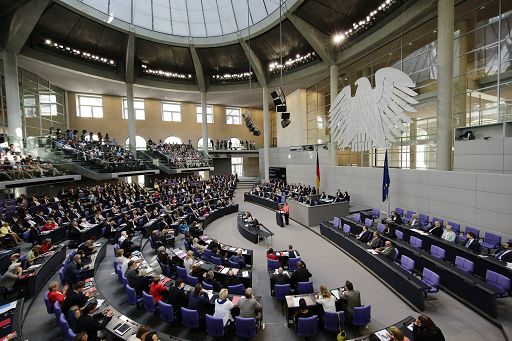 Germania, urne aperte dalle 8 per il rinnovo del Bundestag