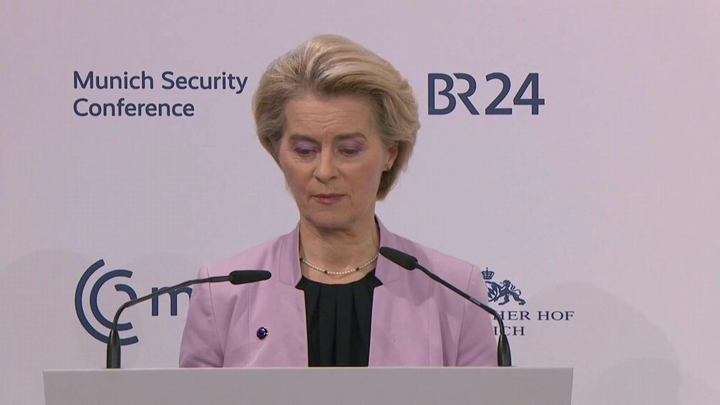 Von der Leyen: con Macron e Starmer incrollabile sostegno a Kiev