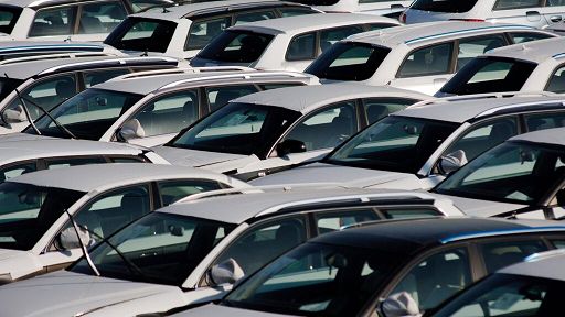 Auto, Acea: vendite Ue gennaio -2,6%, bev al 15%. Stellantis -18%