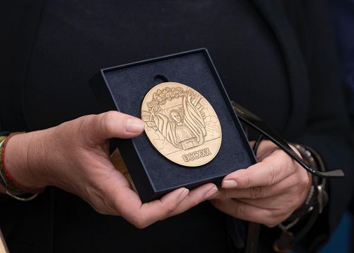 Zecca di Stato, 7.700 medaglie per aiutare i bambini ucraini