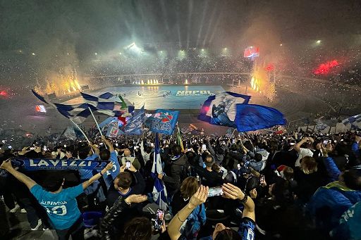 Calcio, la sfida dei “Maranza”: ‘Napoli sabato sarà guerra’ Calcio, la sfida dei “Maranza”: ‘Napoli sabato sarà guerra’