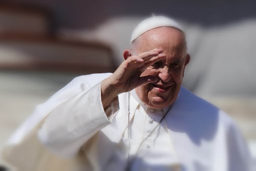 Papa, Vaticano: “Anche oggi condizioni in miglioramento”