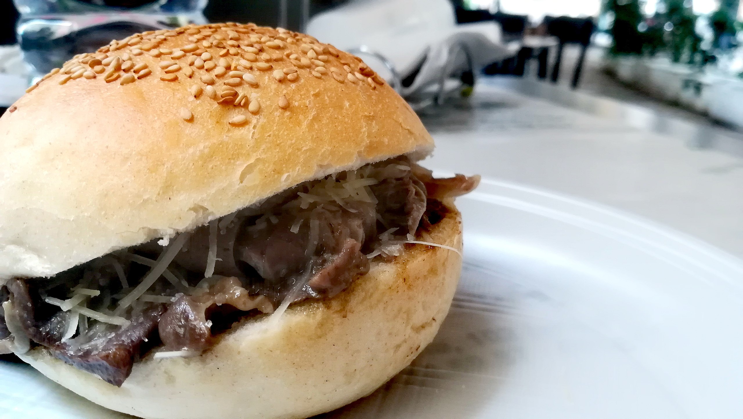 Il “Pane ca Meusa” tra i peggiori piatti al mondo, la classifica che fa discutere: palermitani in rivolta