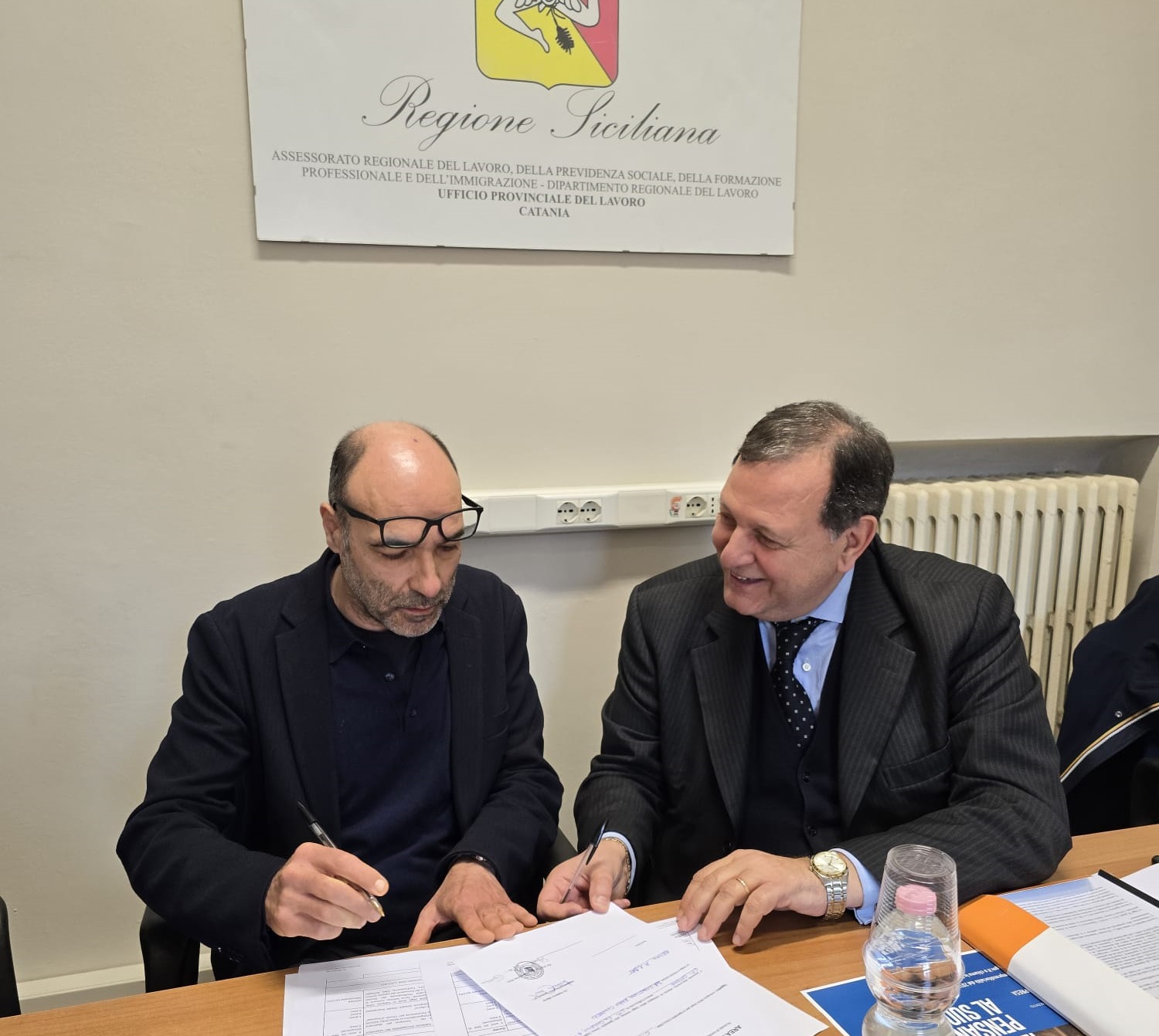 La Regione apre uno sportello di microcredito a Catania, come funziona e dove