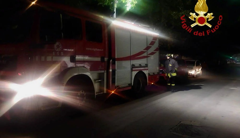 Paura nella notte a Palermo, fuga di gas in via Castellana