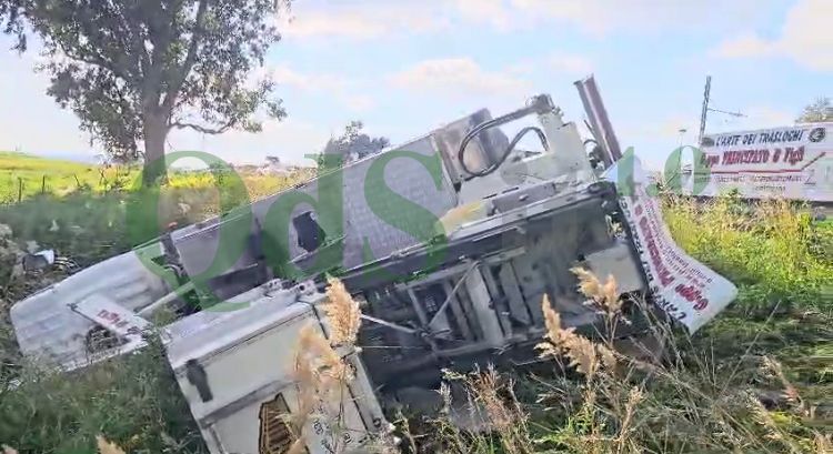 VIDEO e FOTO | Agrigento, grave incidente sulla statale 189: c’è un ferito