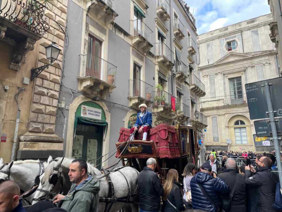Inizia la sfilata della Carrozza del Senato - QdS