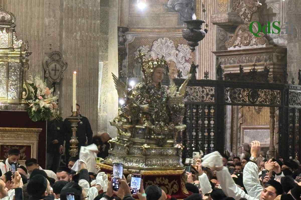 Messa dell'Aurora, i devoti accolgono Sant'Agata - QdS