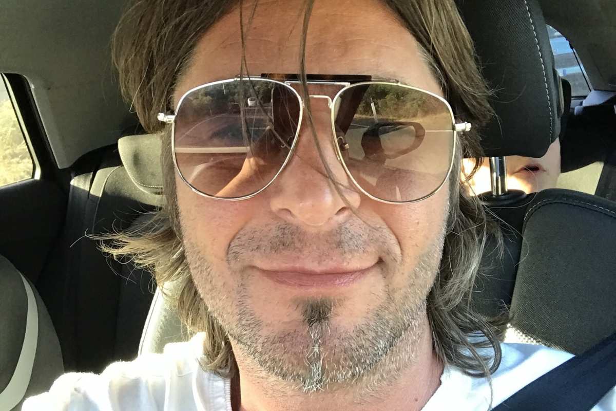 Addio ad Alex Benedetti, direttore di Virgin Radio: si sarebbe gettato nel vuoto dal suo ufficio